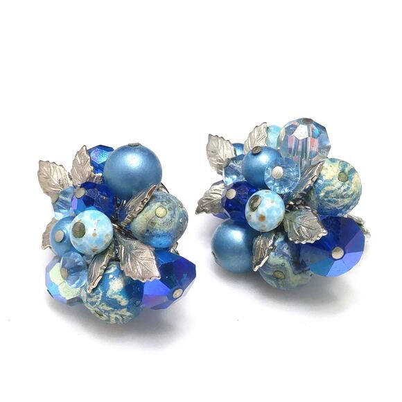 Vendome Blue Beaded Clip Earrings, Aurora Borealis, Silver Leaves, 1960s Vintage - Picture 2 of 10